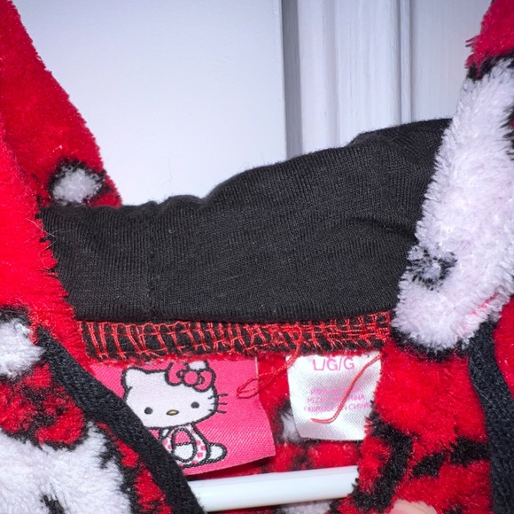 Hello Kitty Red Tokyo Pop Onesie RARE PRINT - Size Large - Picture 5 of 7